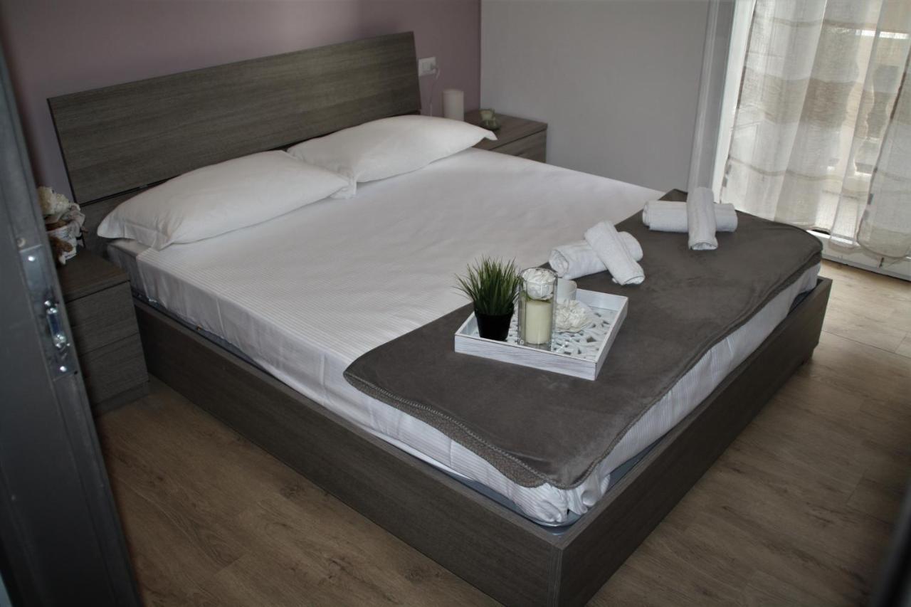 Le Colonne Milano Bed & Breakfast Eksteriør bilde