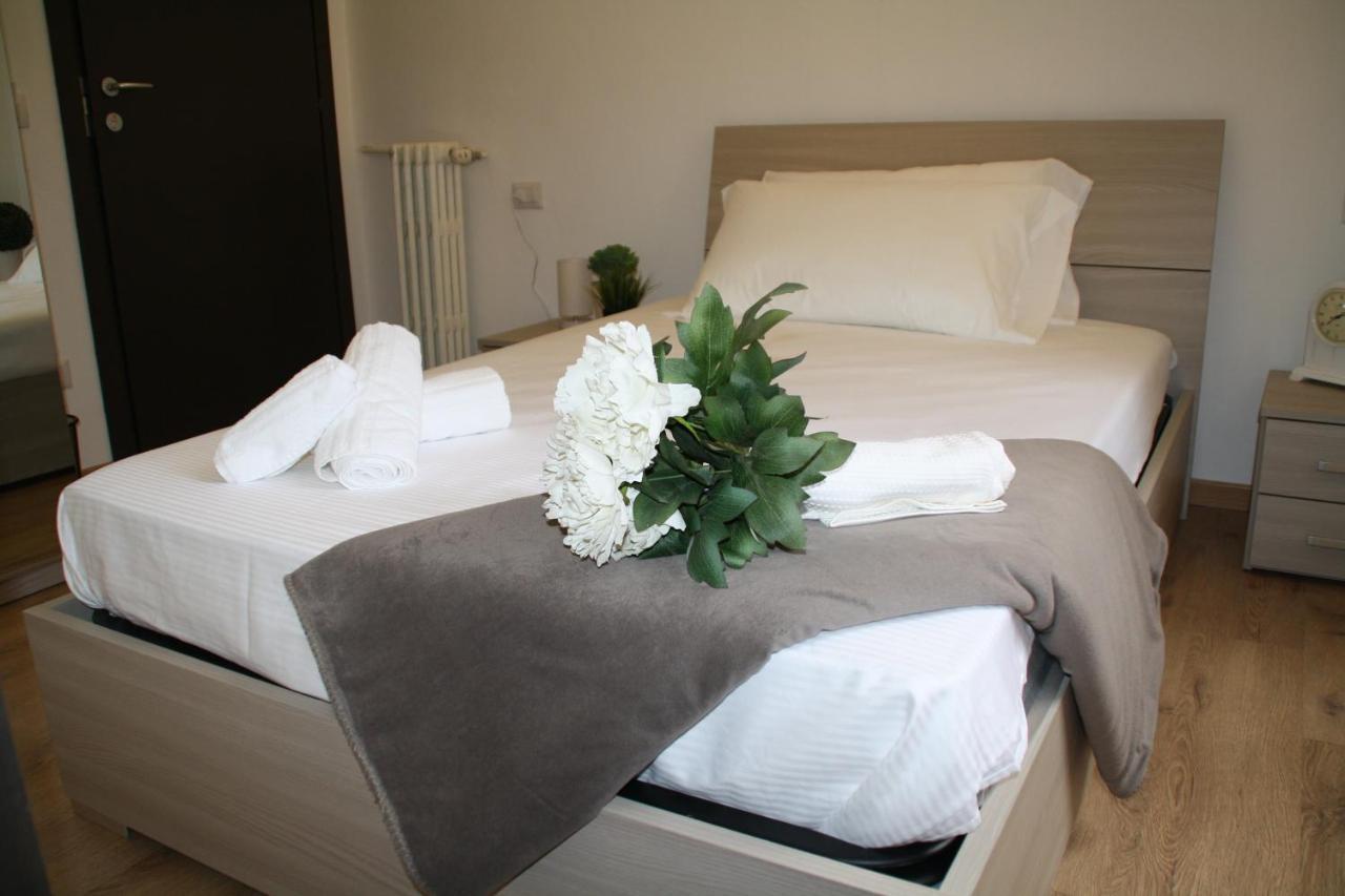 Le Colonne Milano Bed & Breakfast Eksteriør bilde